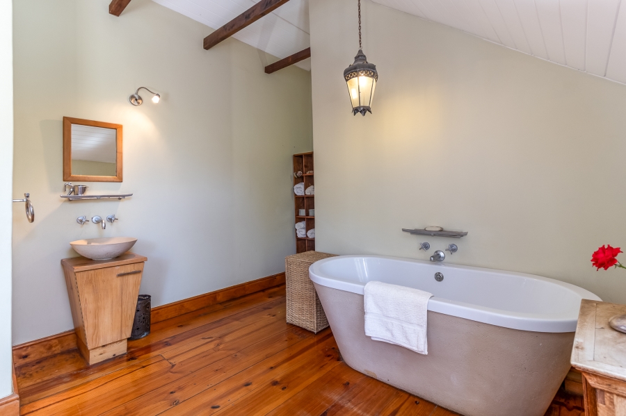 6 Bedroom Property for Sale in Paarl Central Western Cape